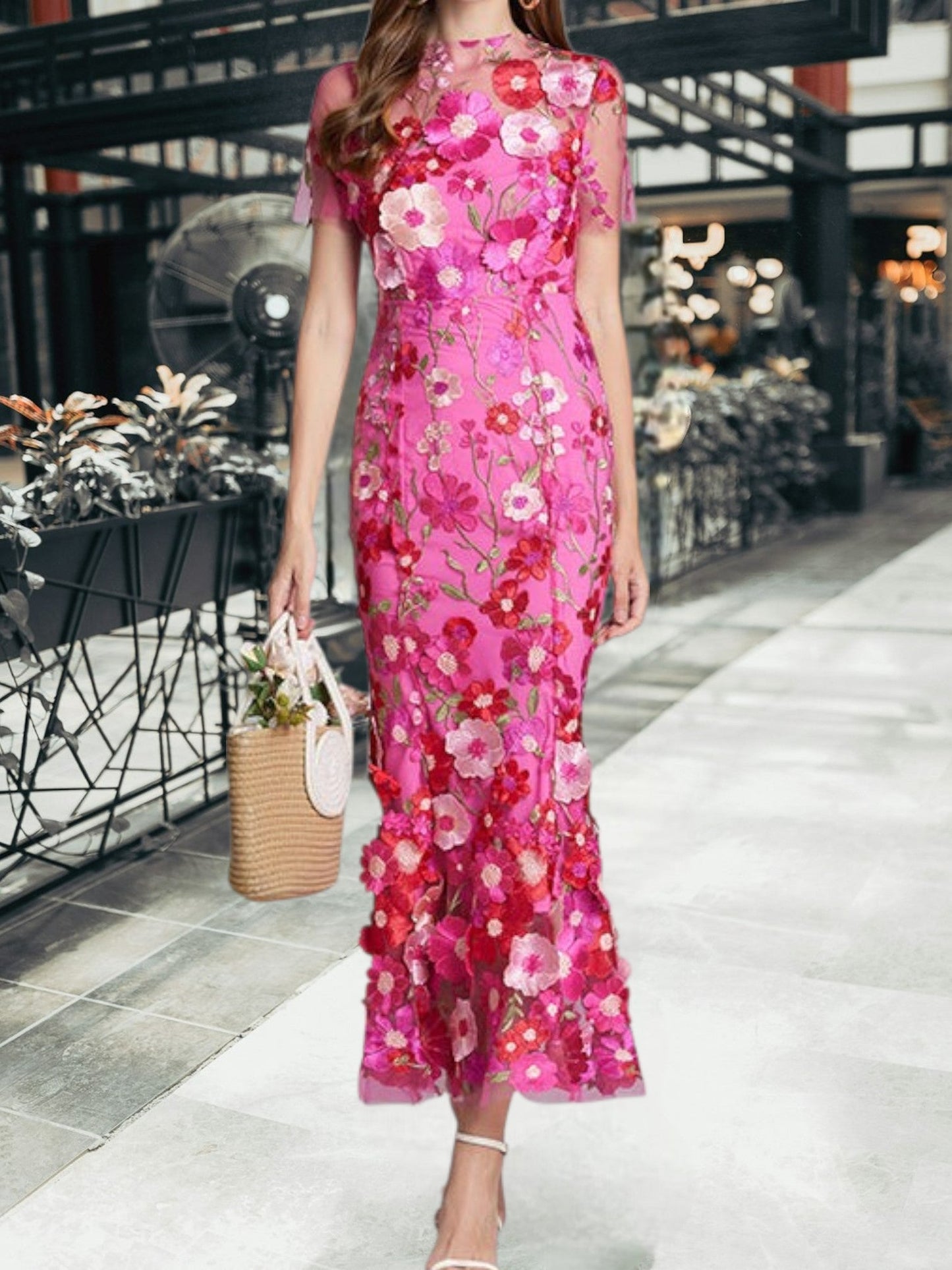 Blumen -Maxikleid für Frauen mit kurzem Ärmeldesign und Stickerei 3