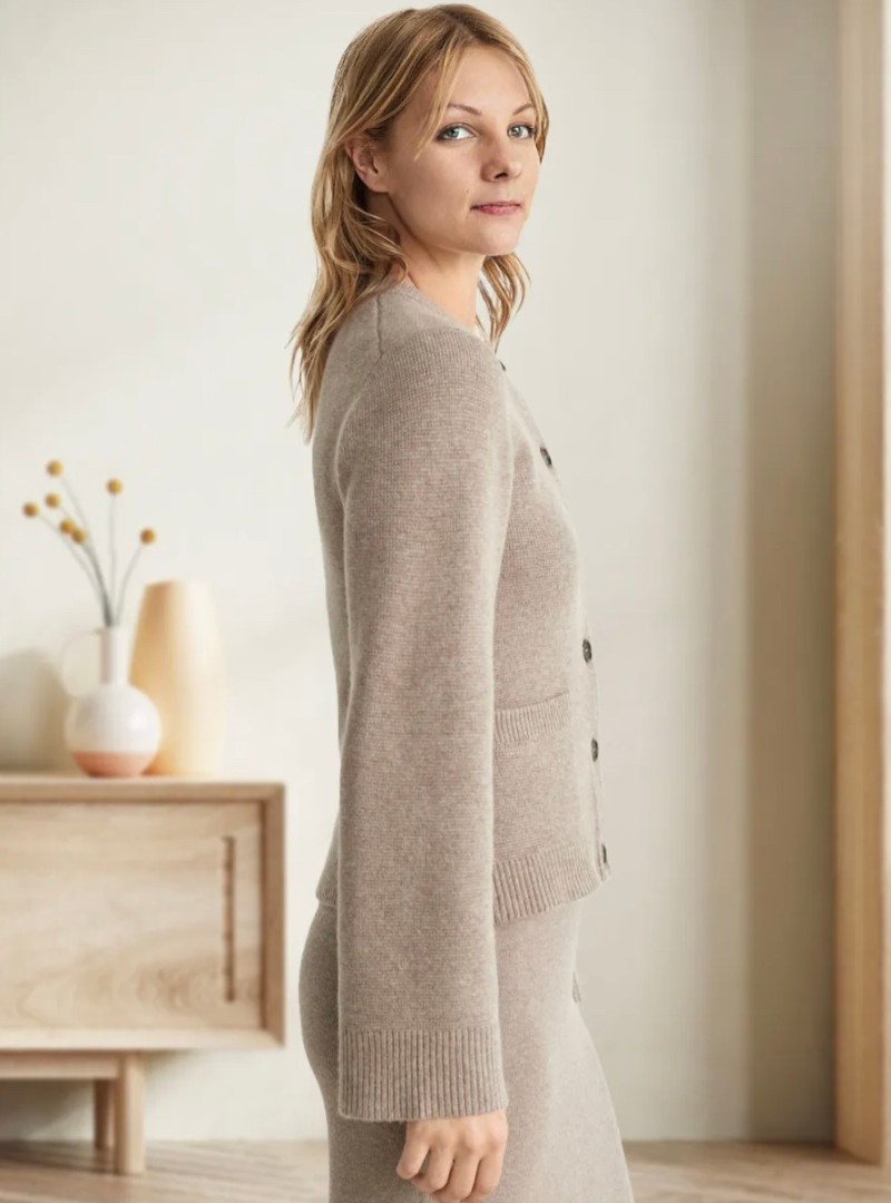 Damen Strickjacke, Ausgestellte Ärmel | Hüftlang 3