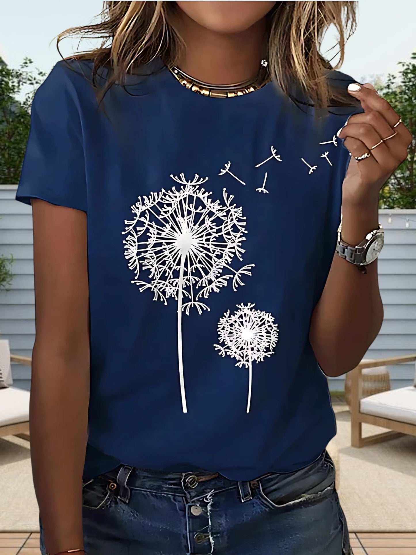 Das Sommer-Sommer-T-Shirt für Frauen in weicher Baumwolle mit runden Ausschnitt und kurzen Ärmeln 4