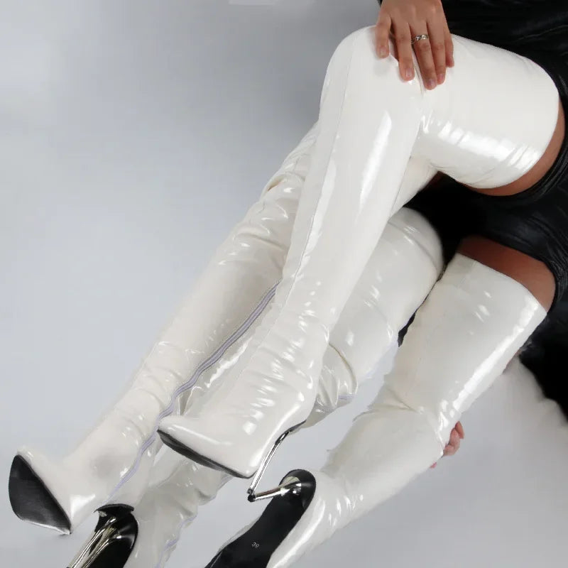Elegante Overknee Stiefel Schwarz aus Kunstleder mit Spitzem Schuh und Hohem Absatz 4