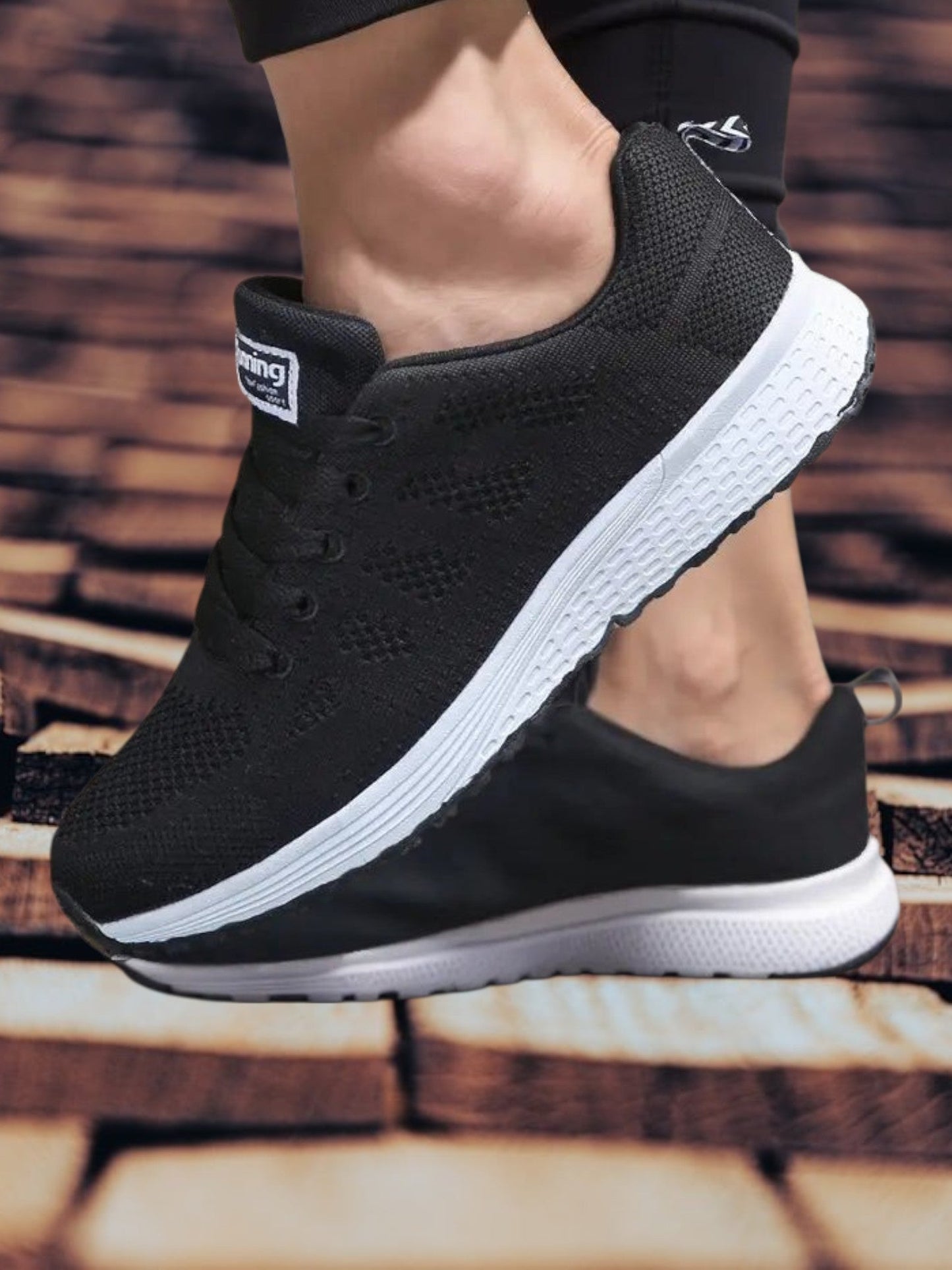 Frauen Schnürschuhe mit atmungsaktivem Design und Rutsch-Außensohle | Schwarz 3