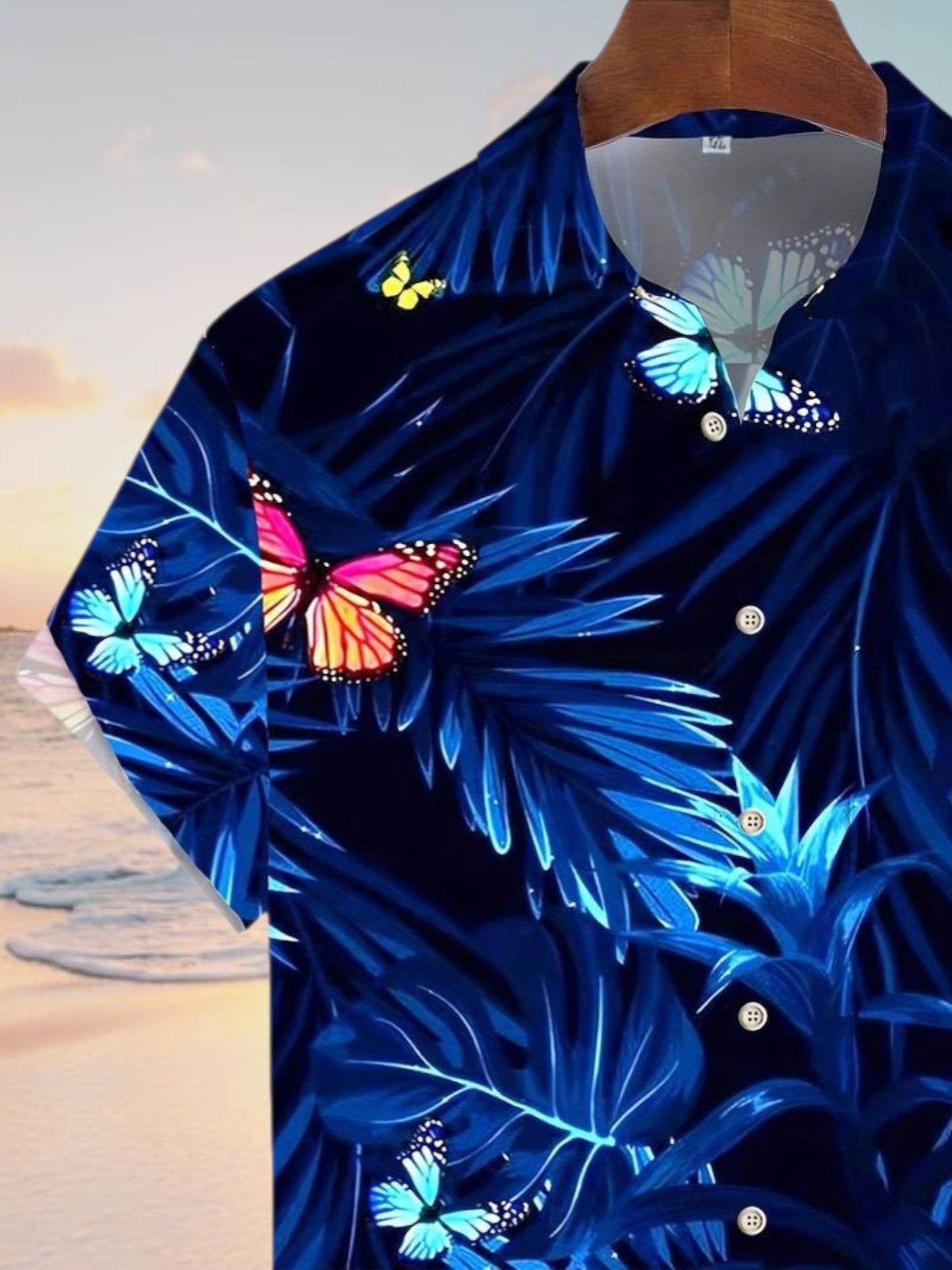Hawaii-Kurzarmhemd für Herren mit Schmetterlings-Blumendruck 1