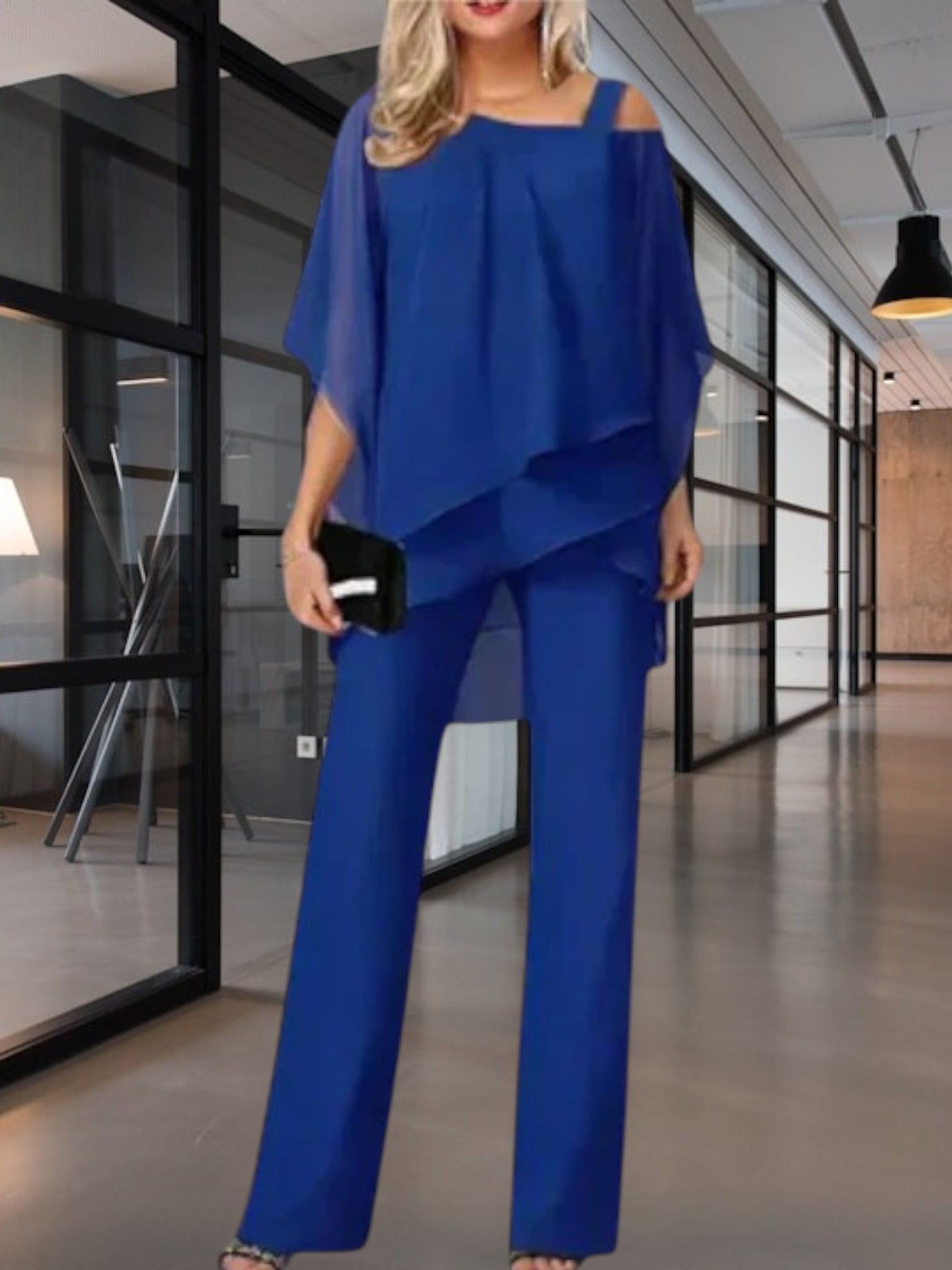 Ingeborg | Luxuriöses Schulterfreies Chiffon Abendset mit Eleganter Hose und Hoher Bewegungsfreiheit | Blau