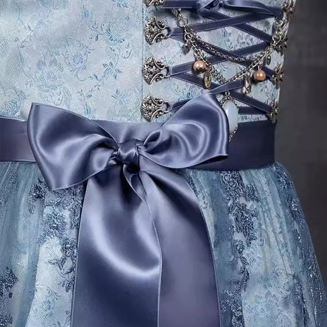 Kurzarm-Dirndlkleid | Oktoberfest-Outfit 2