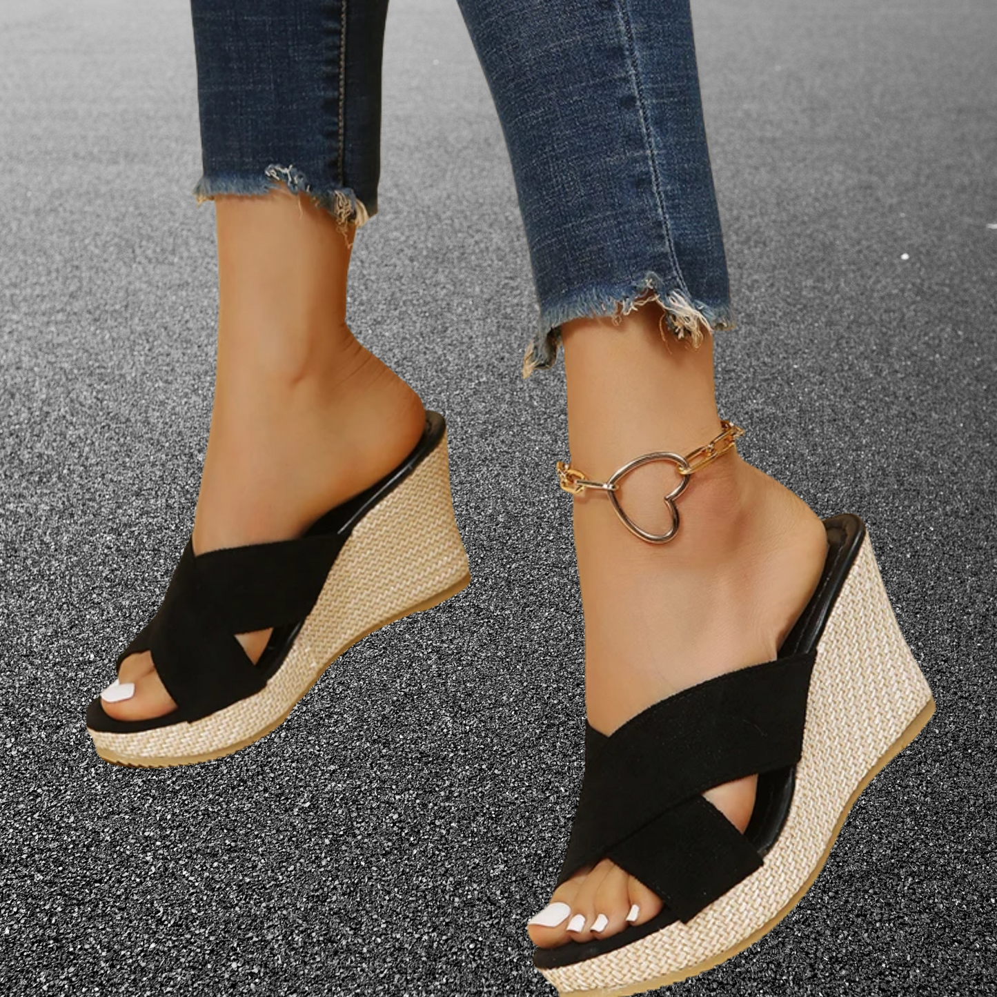 Leichte Riemchensandalen mit weicher Sohle und luftiger Passform | Schwarz