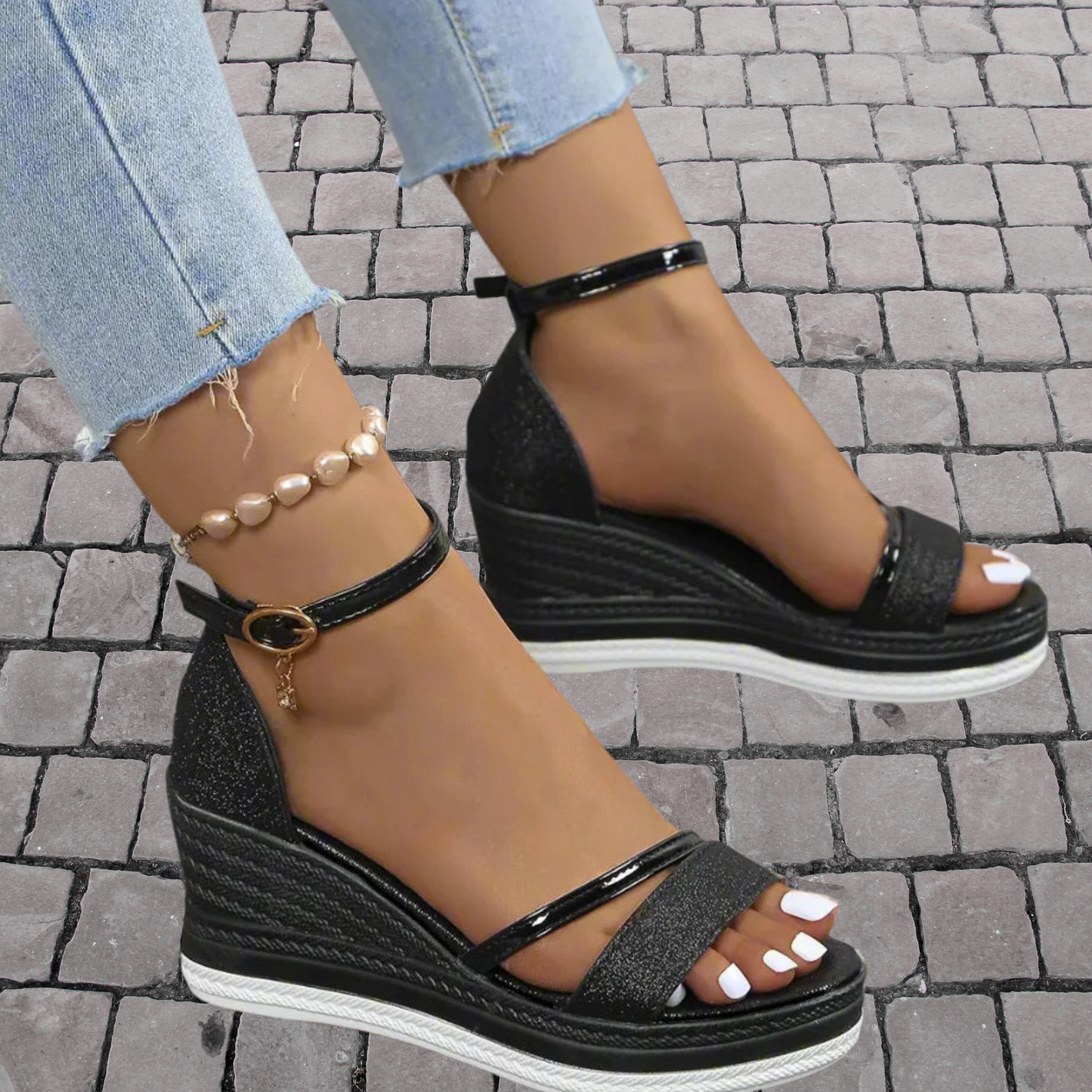 Leichte Sommerschuhe mit offenem Design und luftdurchlässigem Stoff | Schwarz