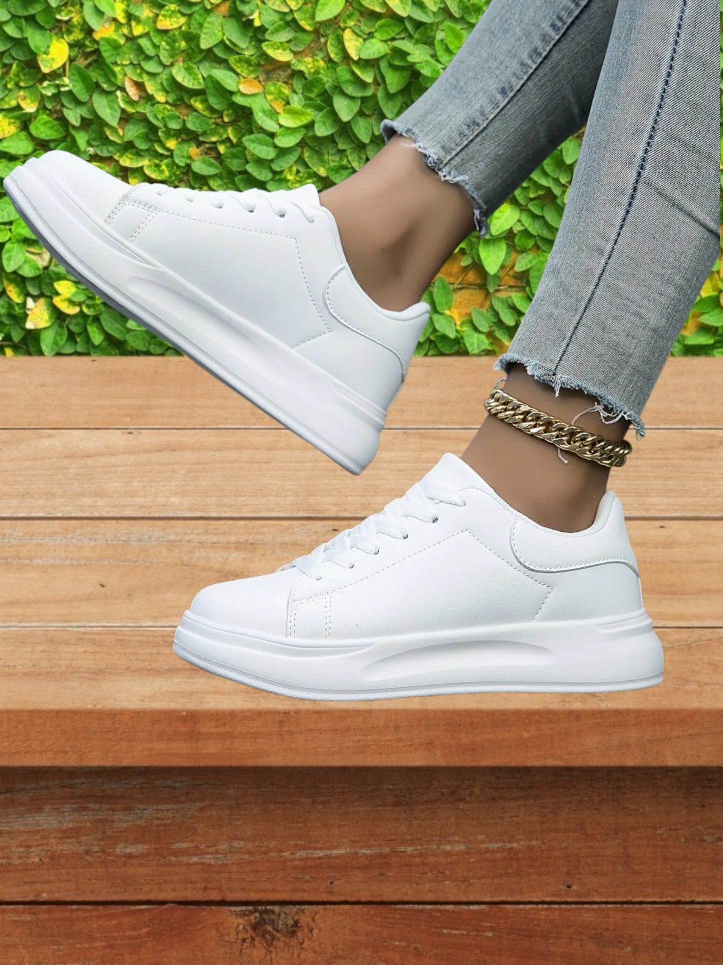 Niedrig Geschnittene Schnürsneaker aus Leder mit Rutschfester Dicke Sohle