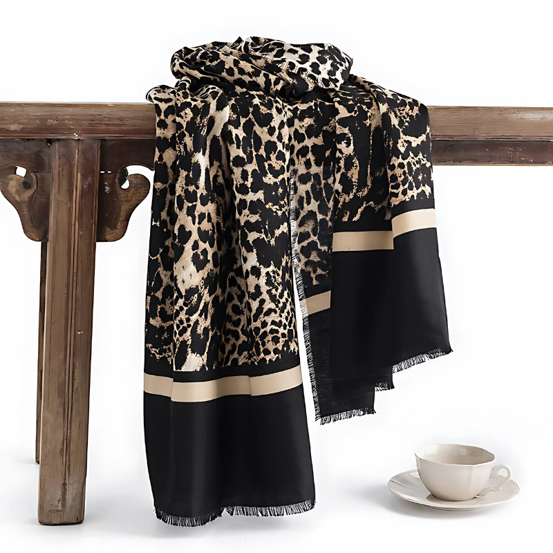 Schal mit Leopardenmuster für Damen | Vielseitiges Accessoire 0