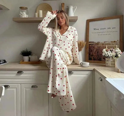 Amelie – Zweiteiliges Pyjama-Set mit Herzmuster & weitem Bein 4