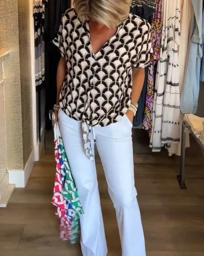 Bella™ - Lässiges Top mit Print und V-Ausschnitt 1