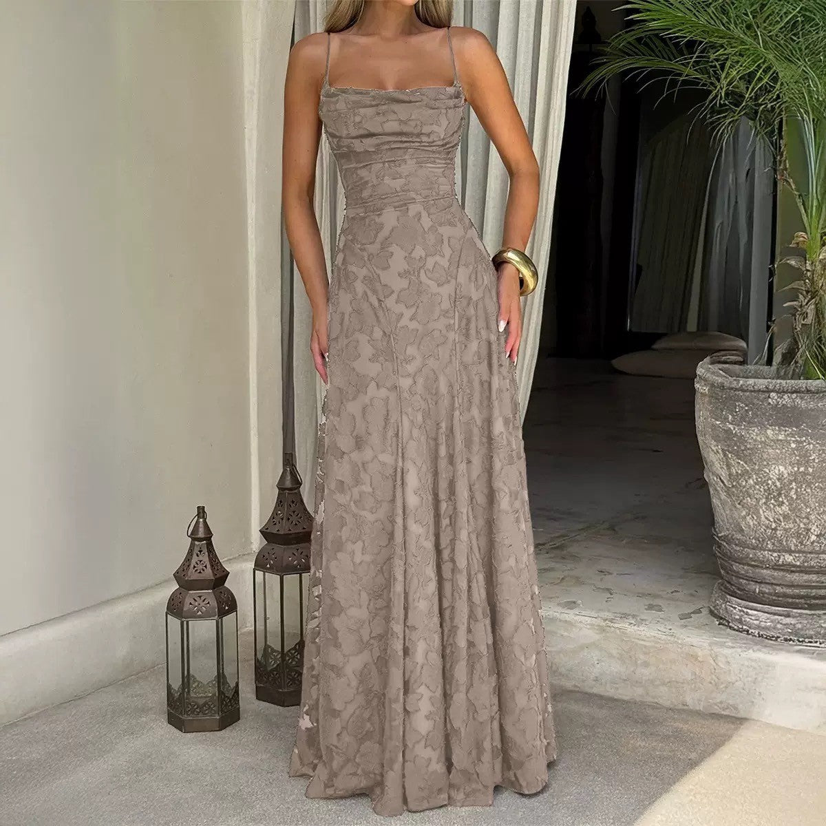 Damen Maxikleid mit floralen Spitzenapplikationen Echo Archiv 14
