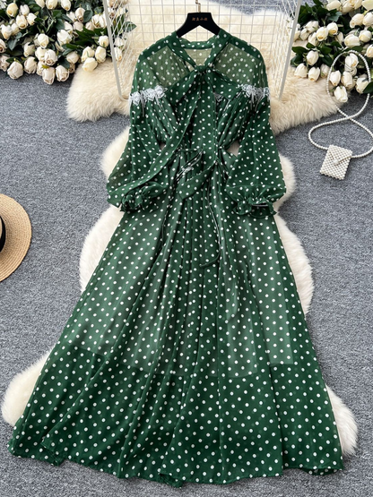 Damen Polka Dot Chiffon Kleid - Elegant & Leicht für Freizeit oder Festlich | Grun