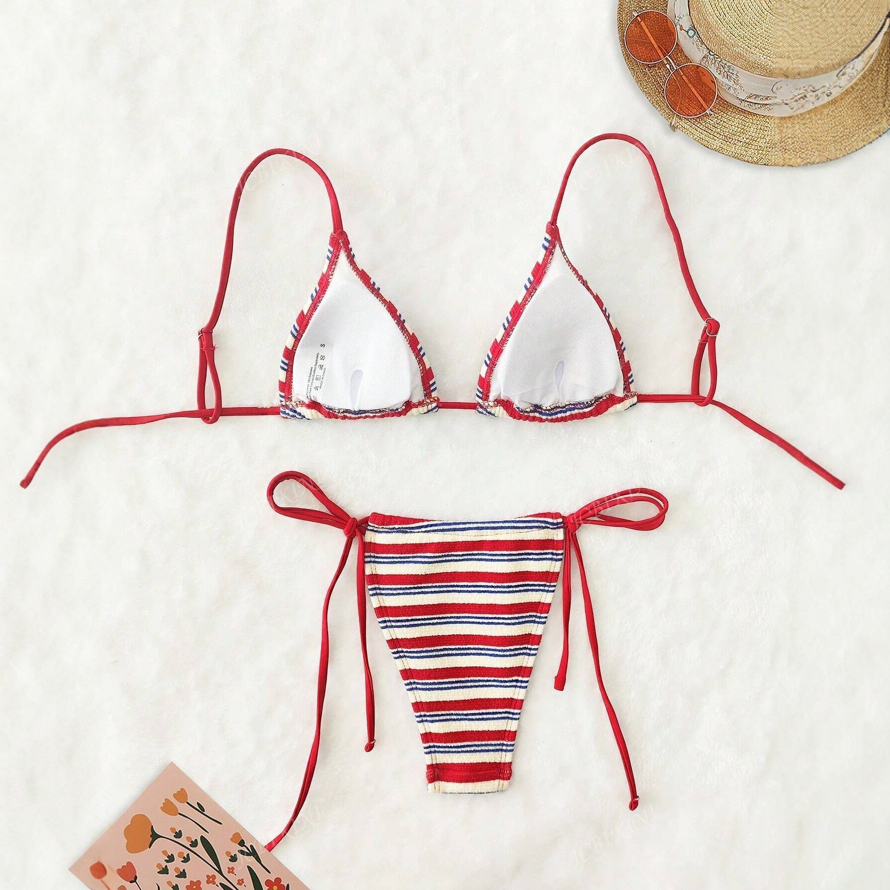Damen Triangel-Bikini-Set mit verspieltem Design und regulierbaren Trägern Echo Archiv 2