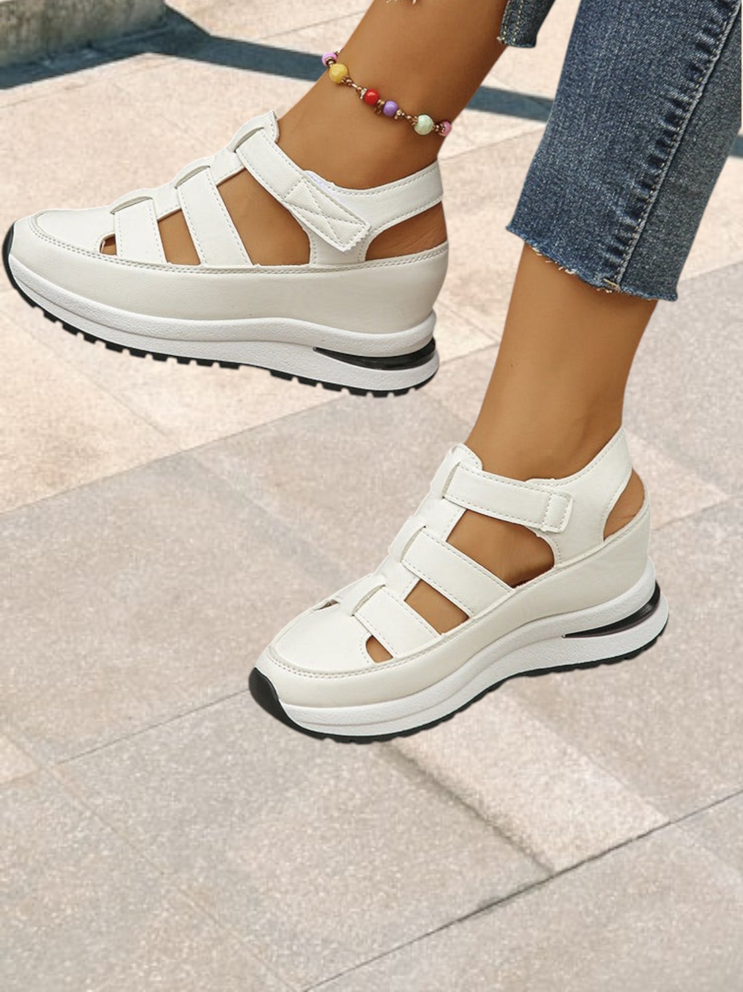 Danielita | Atmungsaktive Orthopädische Sandalen Damen mit Geschlossener Zehenpartie für Optimalen Komfort | Weiß