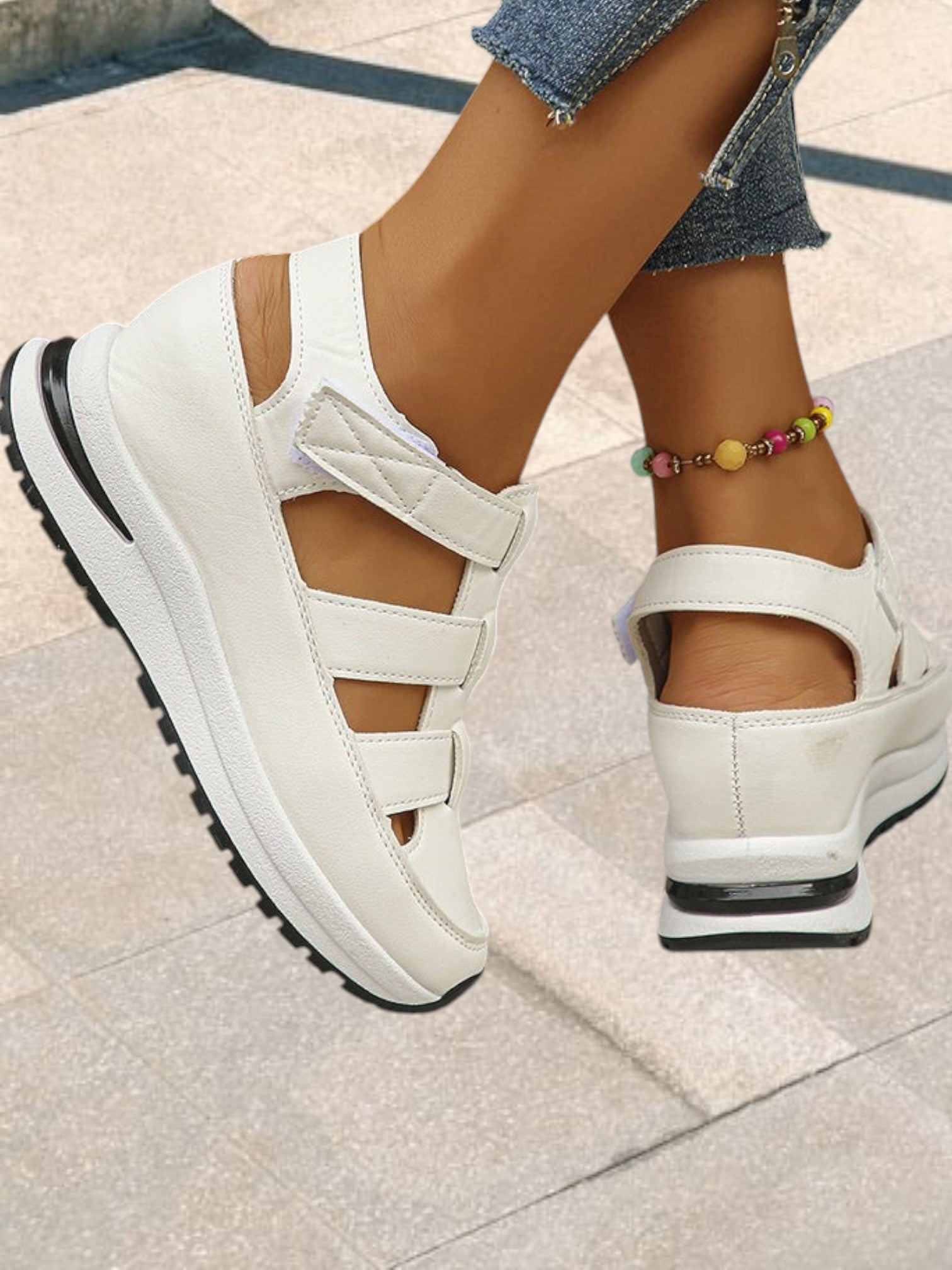 Danielita | Atmungsaktive Orthopädische Sandalen Damen mit Geschlossener Zehenpartie für Optimalen Komfort | Weiß 3