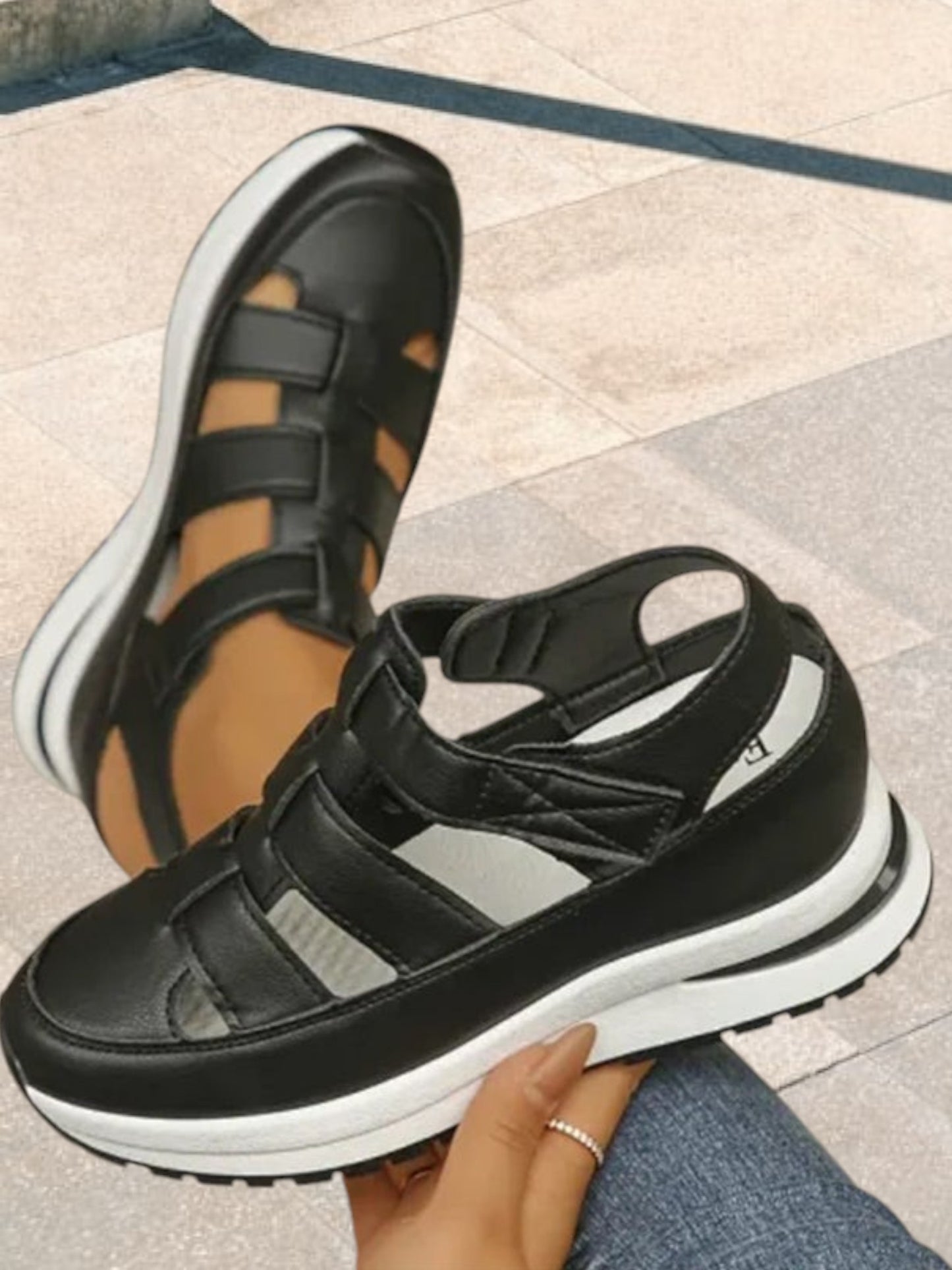 Danielita | Atmungsaktive Orthopädische Sandalen Damen mit Geschlossener Zehenpartie für Optimalen Komfort | schwarz 2