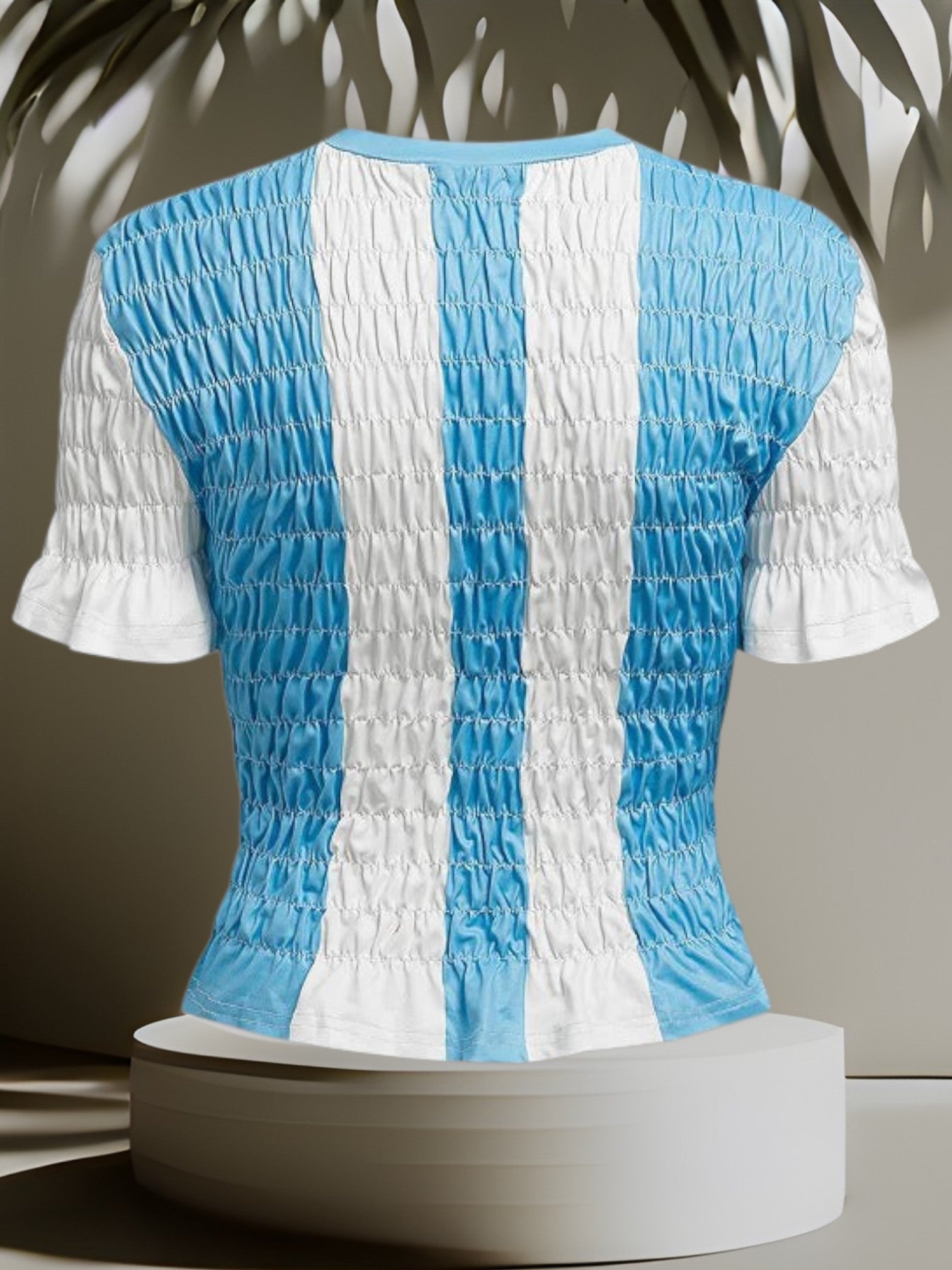 Dian | Modisches gesmoktes Damen-T-Shirt aus Baumwollmischung mit figurbetonter Passform | BlauweiB 2