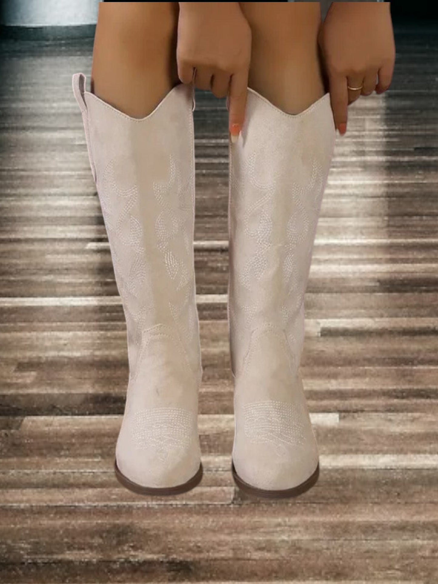 Diana | Klassische Wildleder Cowboy-Stiefel für Damen, Comfort Fit, Mittel Schaft | Beige 2