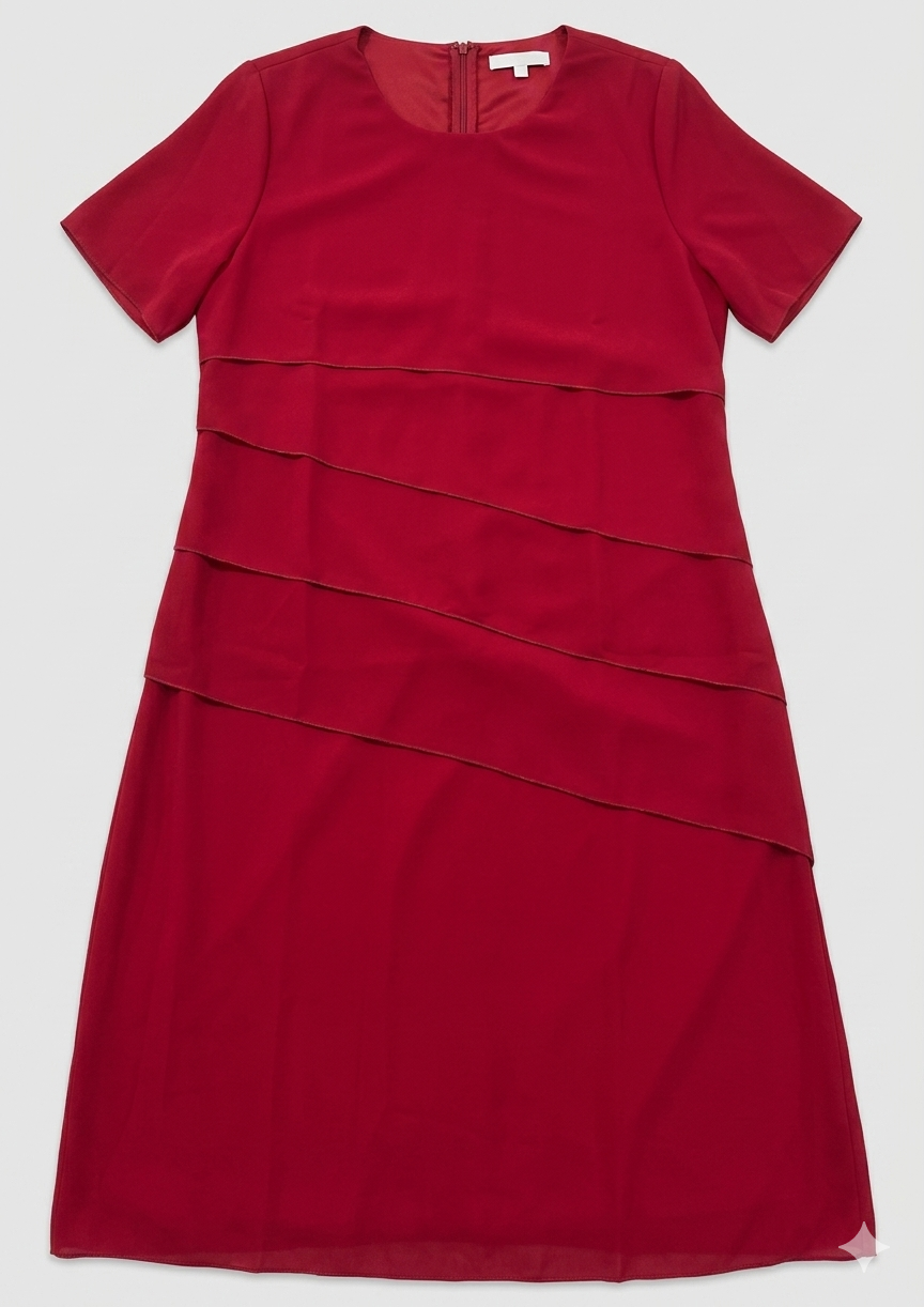 Minikleid Damen | Elegantes Stufenlagen-Design & Figurschmeichelnder Schnitt