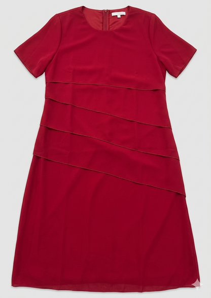 Minikleid Damen | Elegantes Stufenlagen-Design & Figurschmeichelnder Schnitt