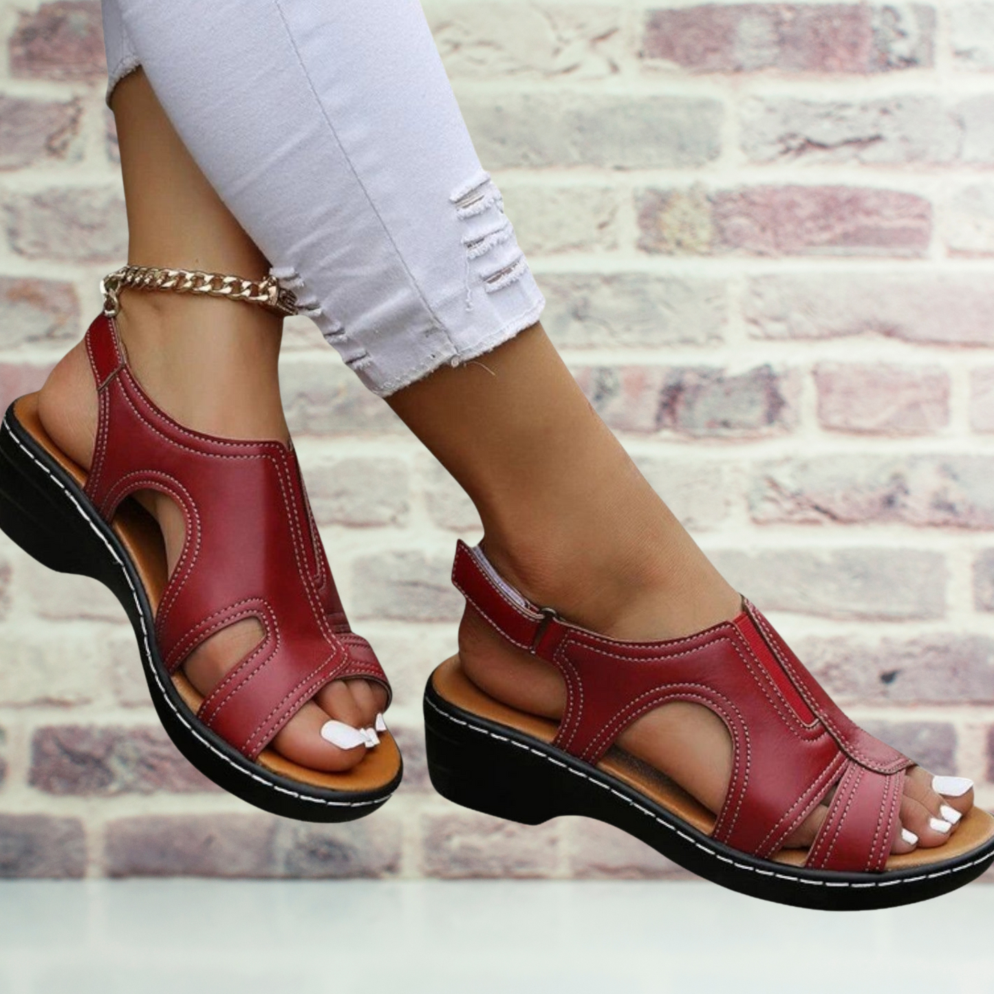Elegante Ledersandalen mit verstellbaren Riemen für den Sommer | Rot
