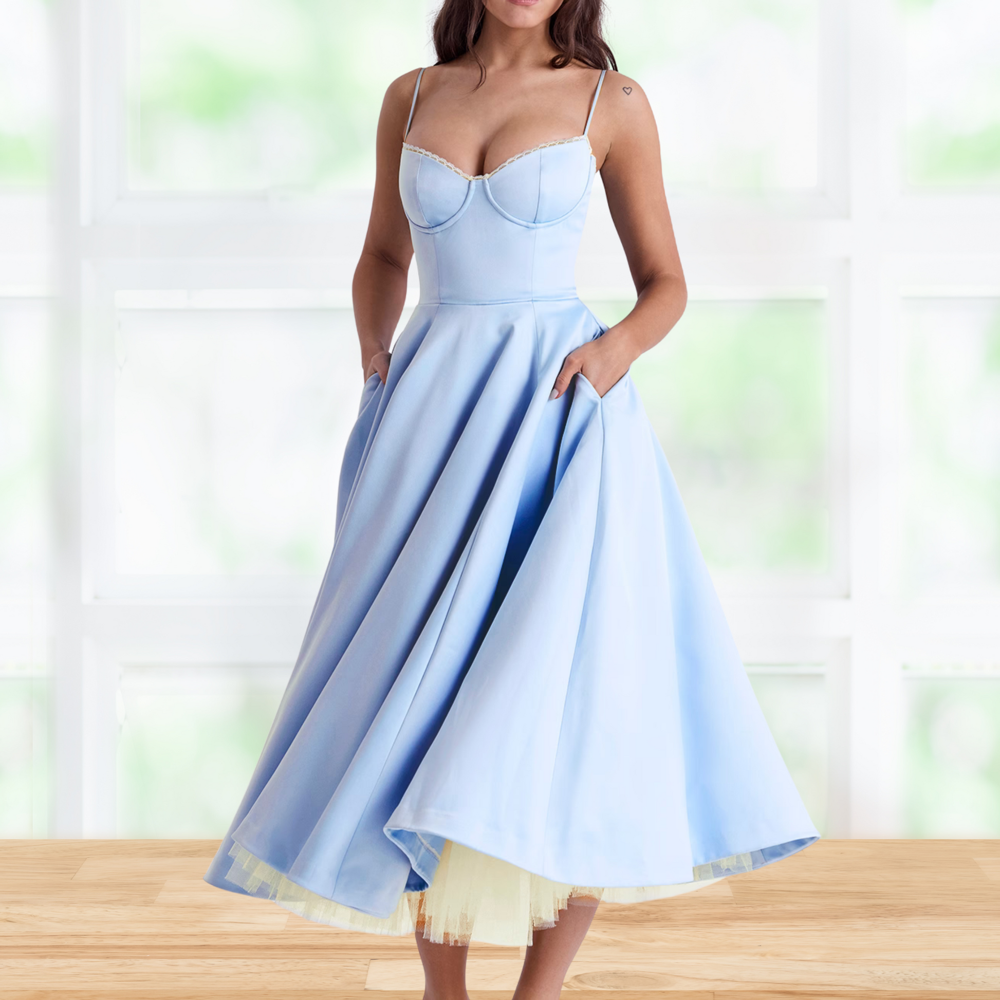 Elegantes Cocktailkleid aus Tüll mit Midirock für festliche Anlässe | Blau