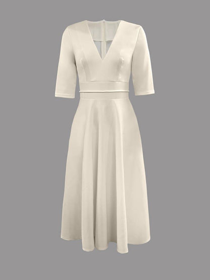Elegantes Kleid mit V-Ausschnitt für Damen 3