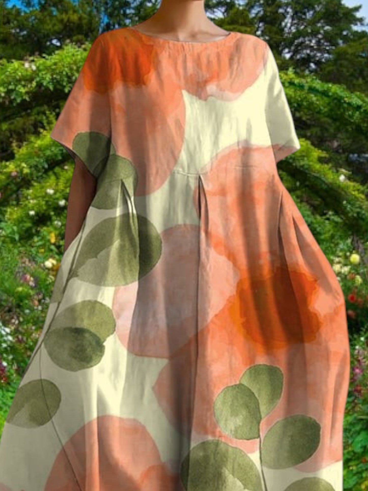 Embla | Lässiges Damenkleid mit botanischem Blumenmuster aus leichtem Stoff, kurze Ärmel, lockere Passform 3