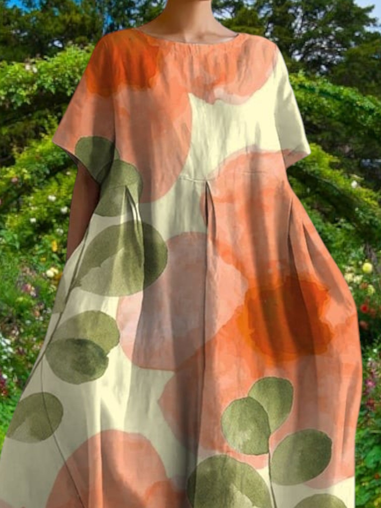 Embla | Lässiges Damenkleid mit botanischem Blumenmuster aus leichtem Stoff, kurze Ärmel, lockere Passform 3