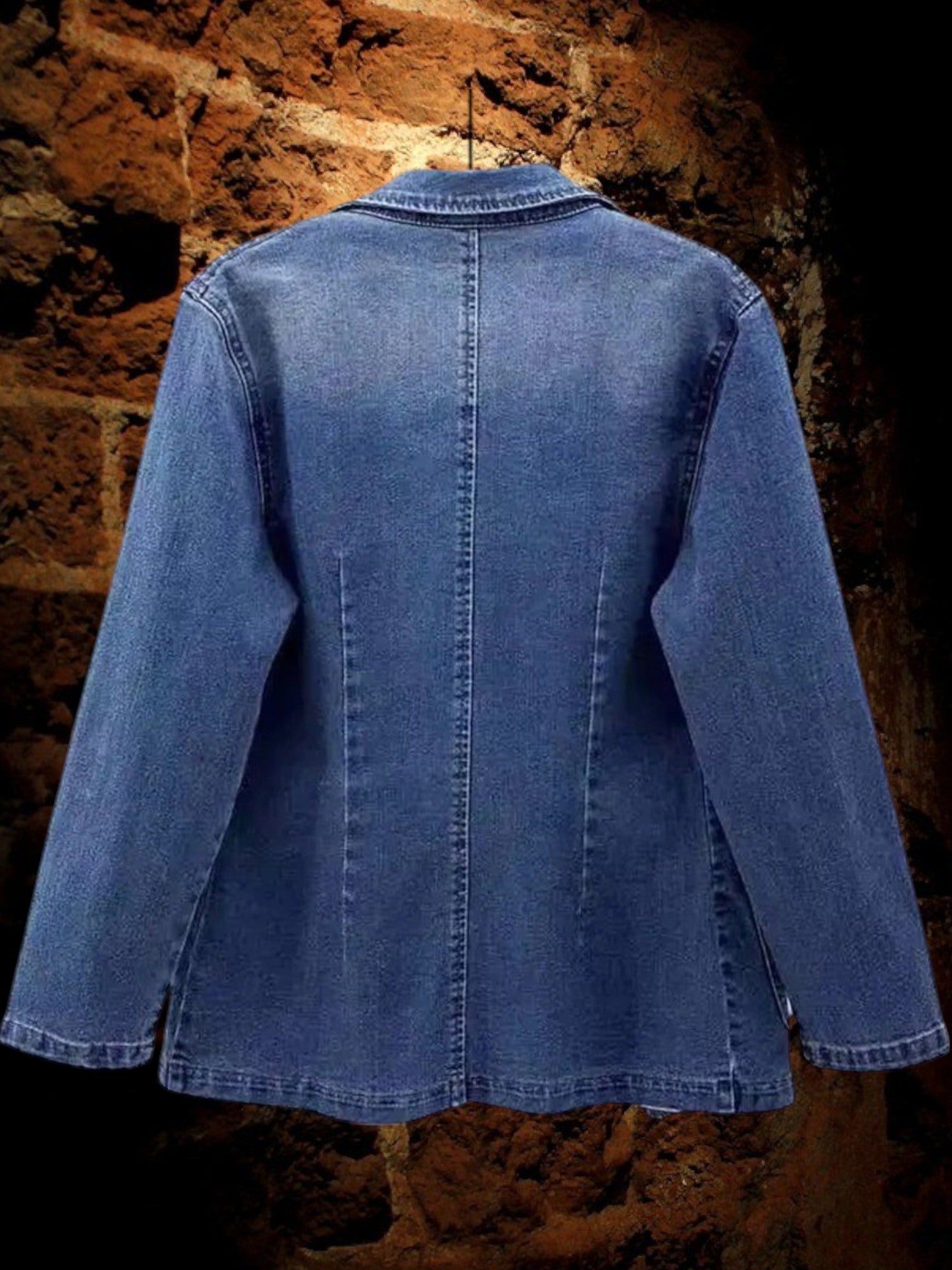 Emma | Stilvoller Denim Blazer für Damen in Blau mit Knopfverschluss und langem Arm | Blau 2