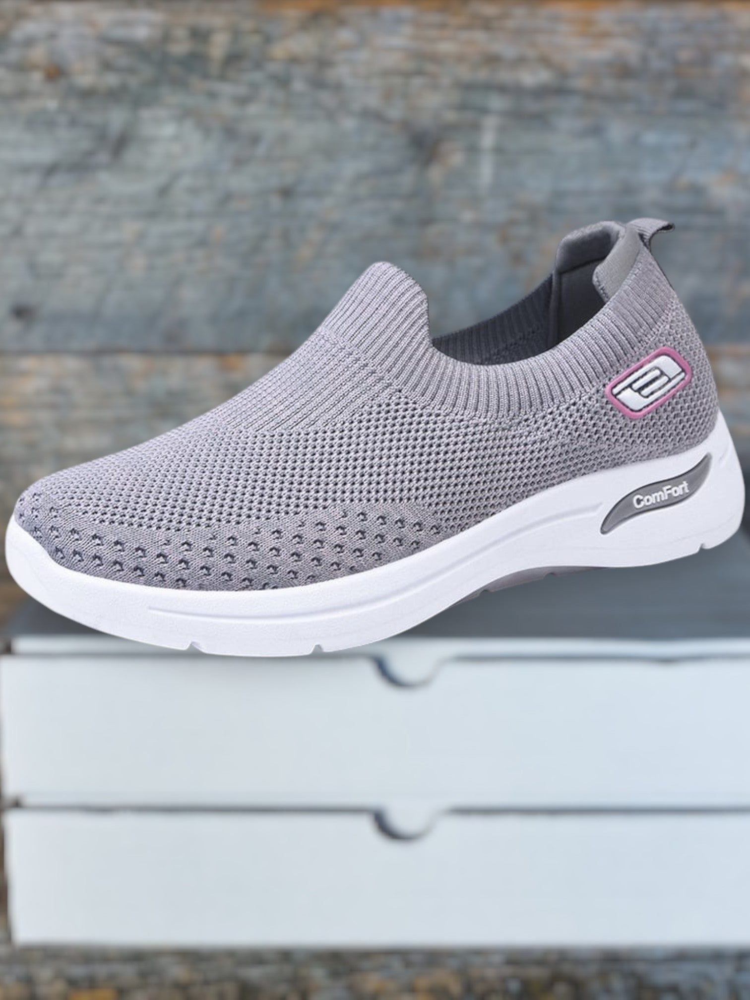 FAMKE | Orthopädische Sneaker Damen mit Kissenkomfort, Atmungsaktiv und Wetterfest für breite Füße | Grau