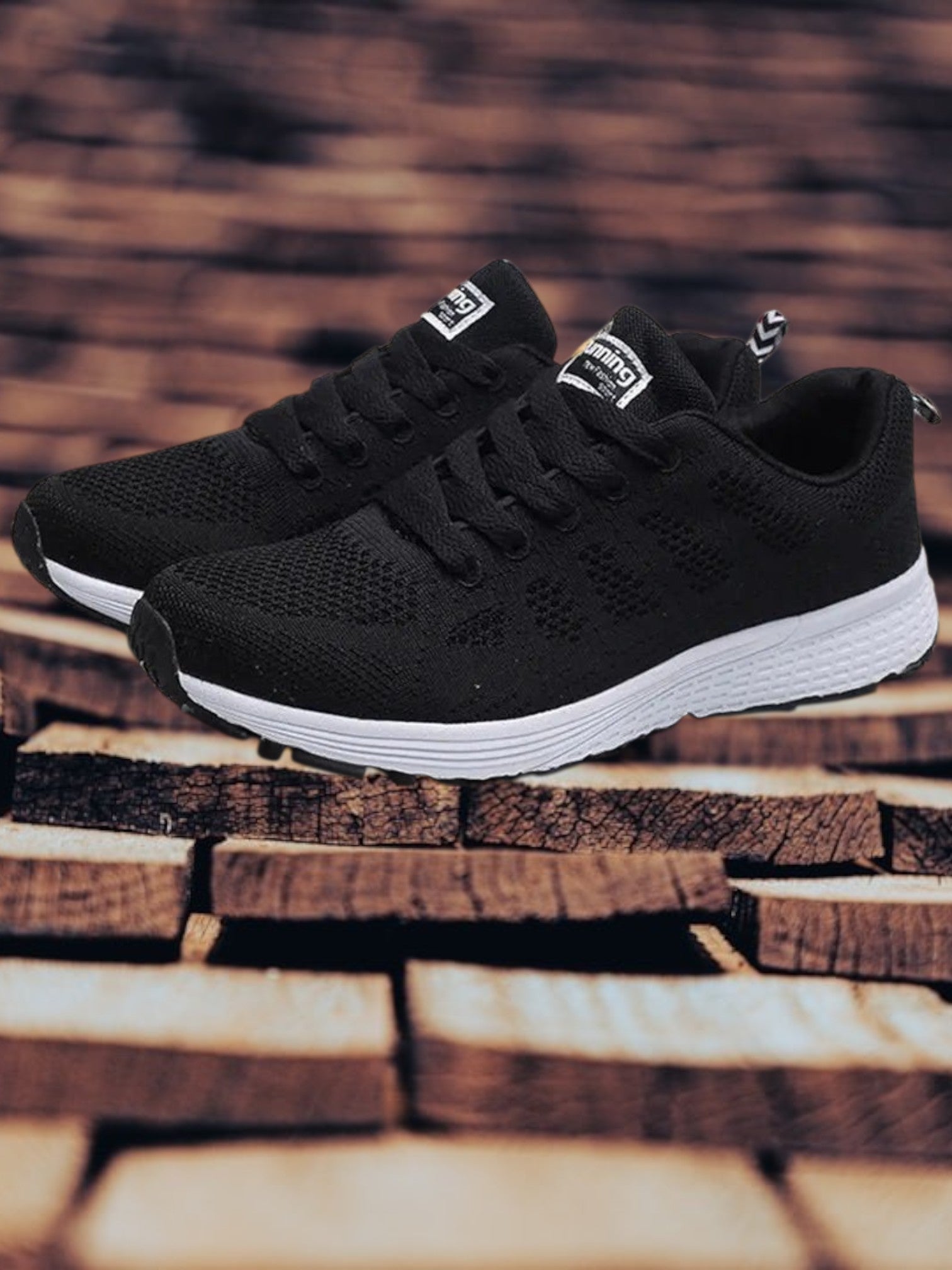 Frauen Schnürschuhe mit atmungsaktivem Design und Rutsch-Außensohle | Schwarz 2