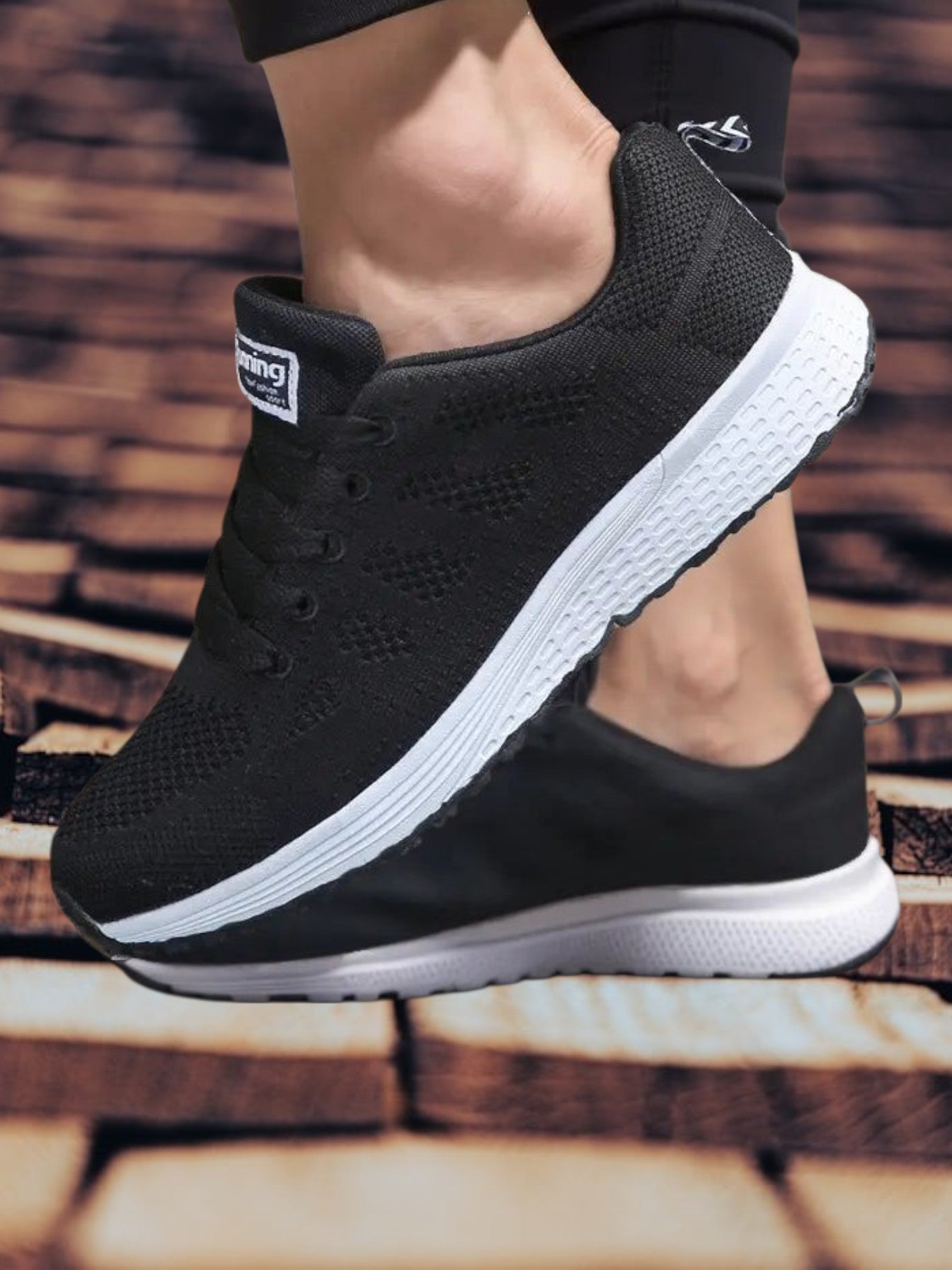 Frauen Schnürschuhe mit atmungsaktivem Design und Rutsch-Außensohle | Schwarz 3