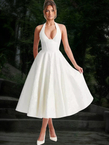 Hanna | Elegantes A-Linien Hochzeitskleid mit tiefem V-Ausschnitt aus hochwertigem Stoff | WeiB