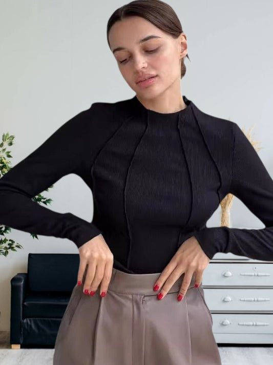 Hanna | Figurbetontes Langarmshirt Damen aus elastischem Rippstoff mit langen Ärmeln | Schwarz