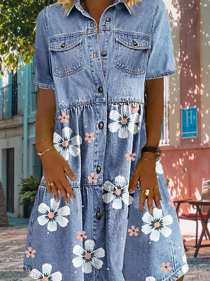 Helle | Boho Jeanskleid mit Blumenmuster, Knopfleiste und Taschen für Damen | Blau 2