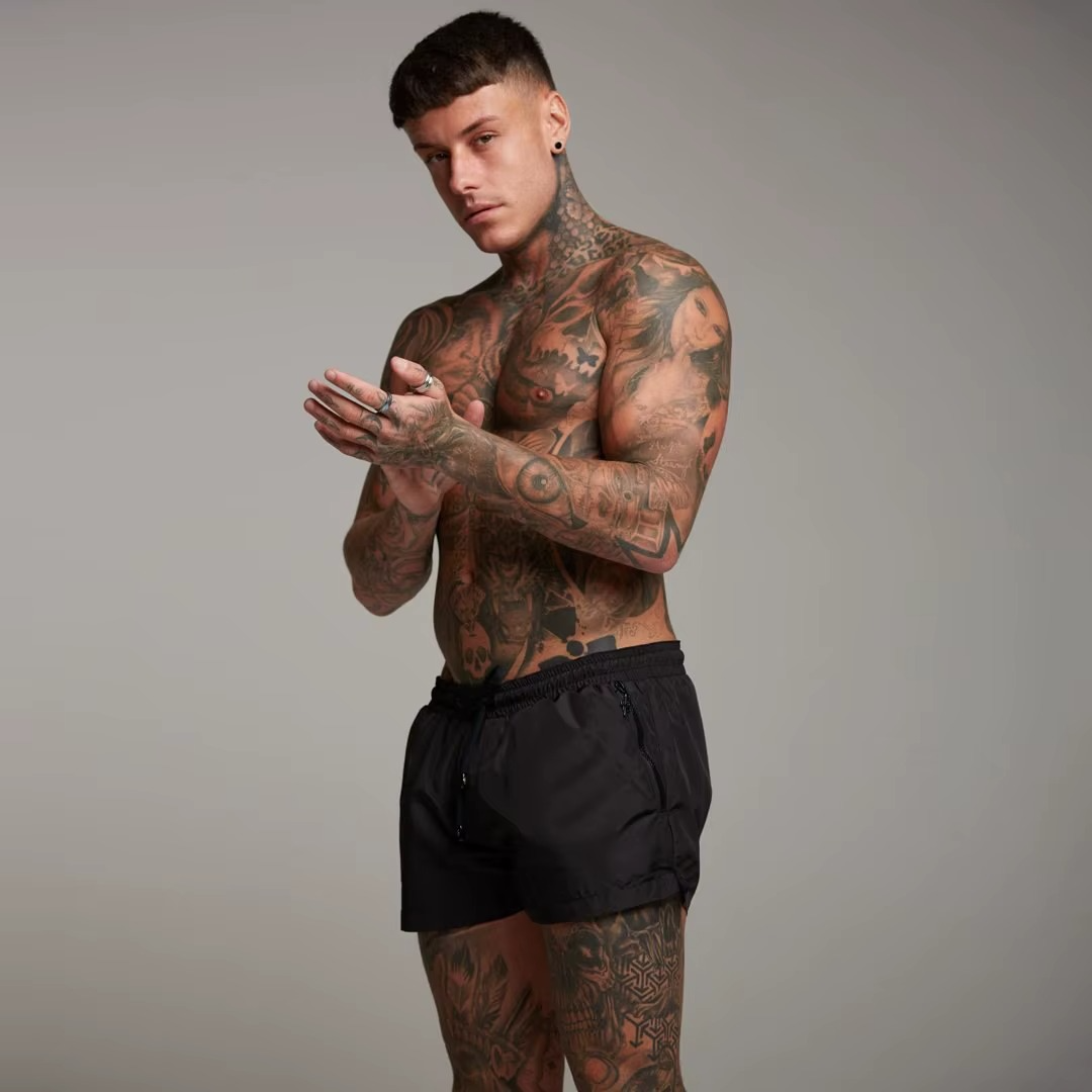 Herren Badeshorts Schwarz – Leicht & Für den Sommer 0
