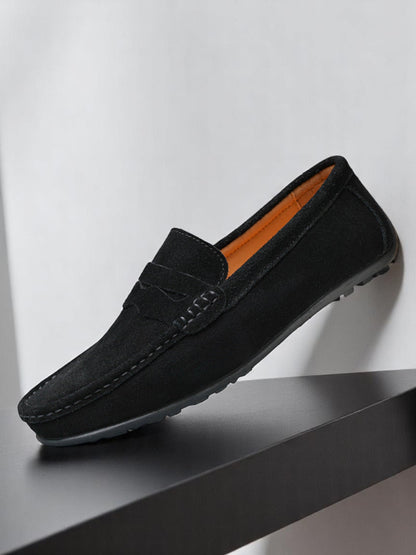 Isaac | Stilvolle Herren Slipper aus hochwertigem Wildleder mit rutschfester Sohle und Slip-On Design | Schwarz