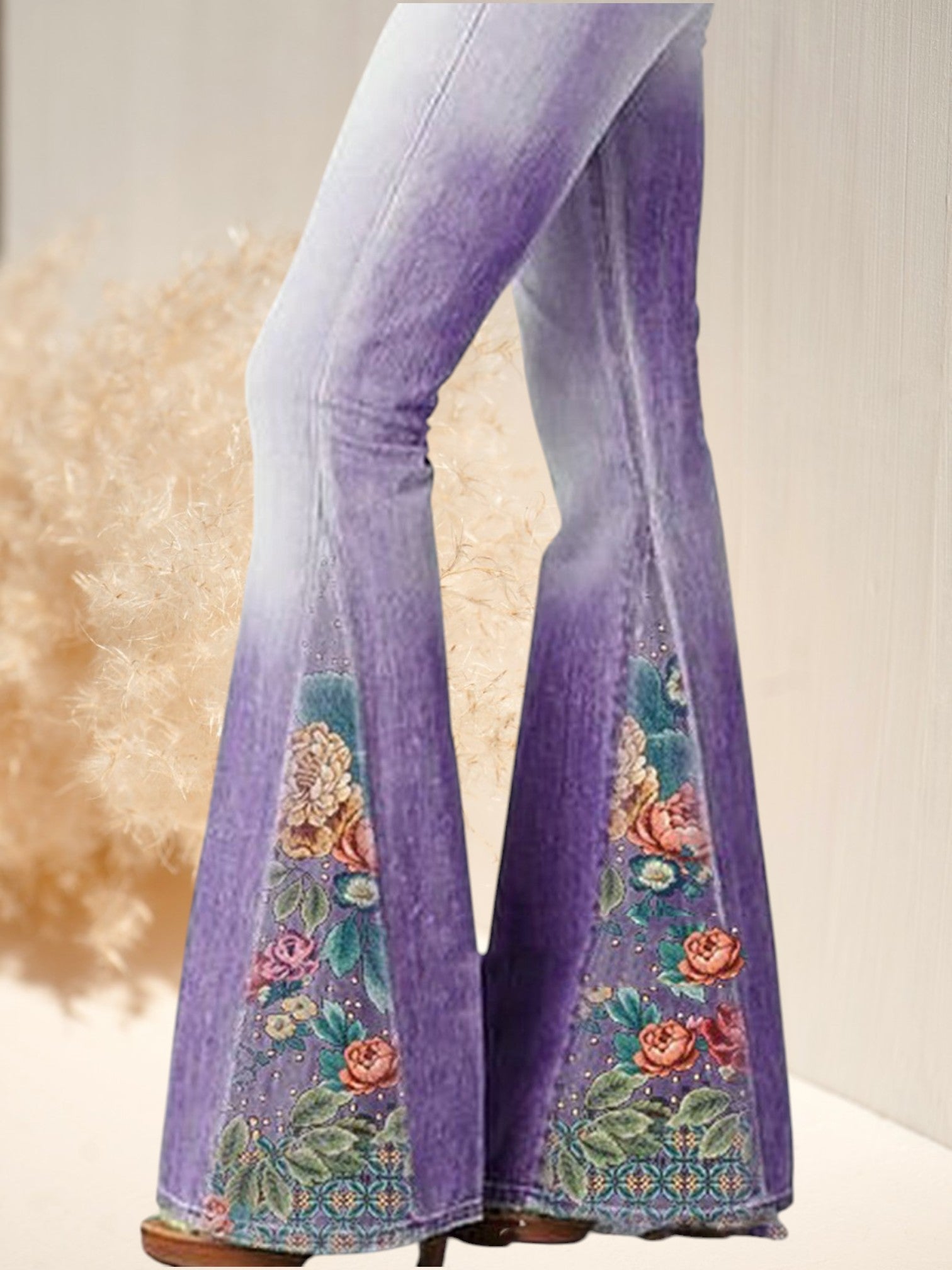 Ivy | Trendige ausgestellte Hose mit Ombre-Blumendruck aus Baumwolle für jeden Anlass | Lila