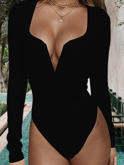 Juvira | Eleganter Damen Bodysuit mit tiefem V-Ausschnitt und langen Ärmeln aus atmungsaktivem Material |  Schwarz