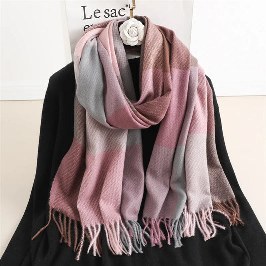 Karierter Schal für Damen | Winteraccessoire 0