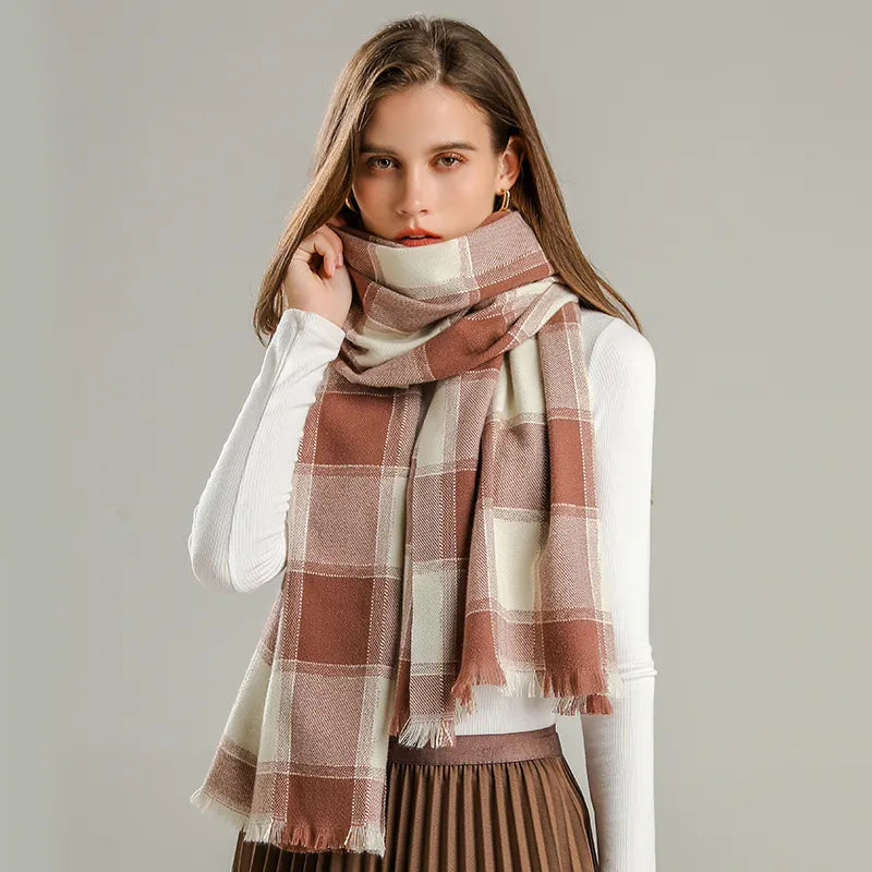 Karierter Schal für Damen | Winteraccessoire 5