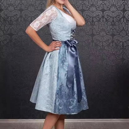Kurzarm-Dirndlkleid | Oktoberfest-Outfit 1