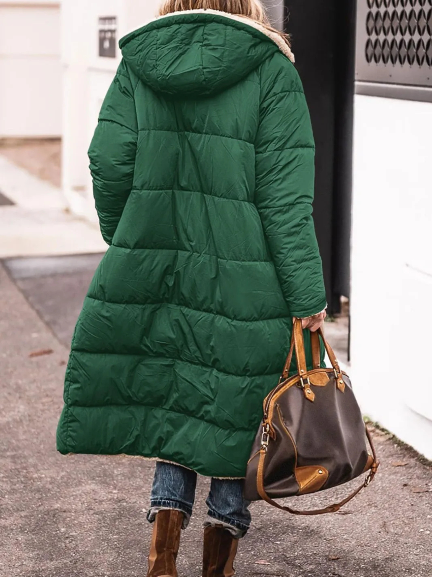 Langer Wintermantel für Damen, mit Kapuze | Winter