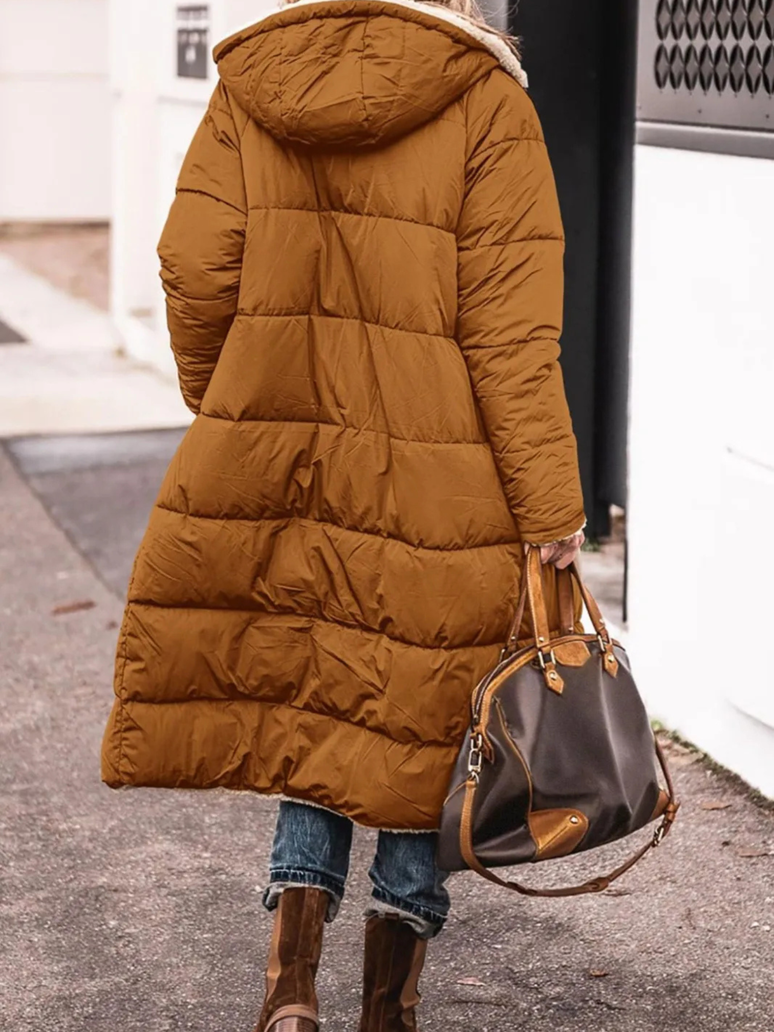 Langer Wintermantel für Damen, mit Kapuze | Winter