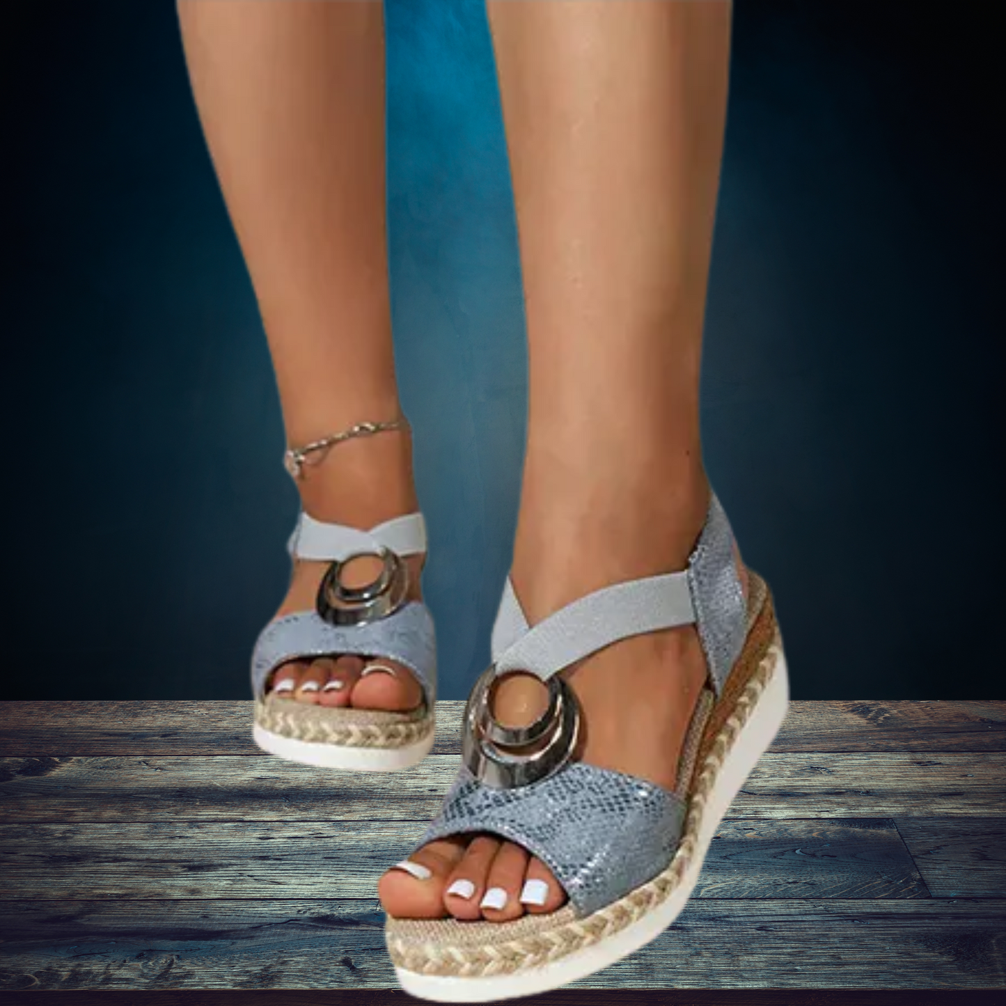 Leichte Sommerschuhe mit Keilabsatz und verstellbaren Trägern | Blau