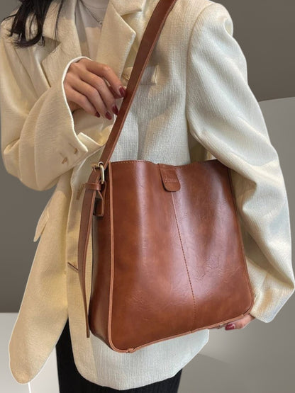 Mari | Elegantes Taschen Set aus veganem Leder mit praktischer Kupplung im Retro-Design | Braun 2