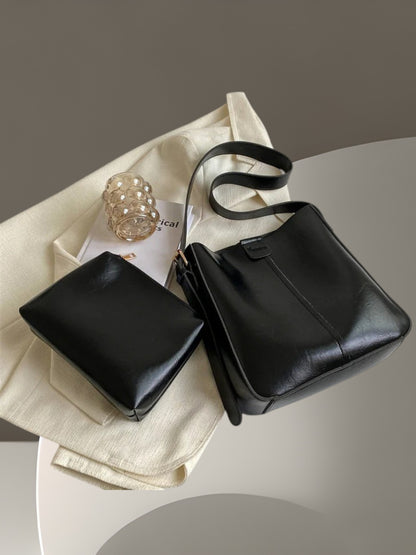 Mari | Elegantes Taschen Set aus veganem Leder mit praktischer Kupplung im Retro-Design | Schwarz