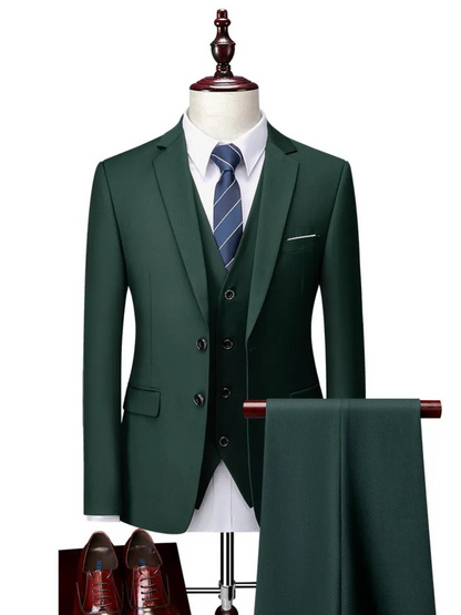 Maßgeschneiderter Anzug für Herren | 3-teiliges Design 11