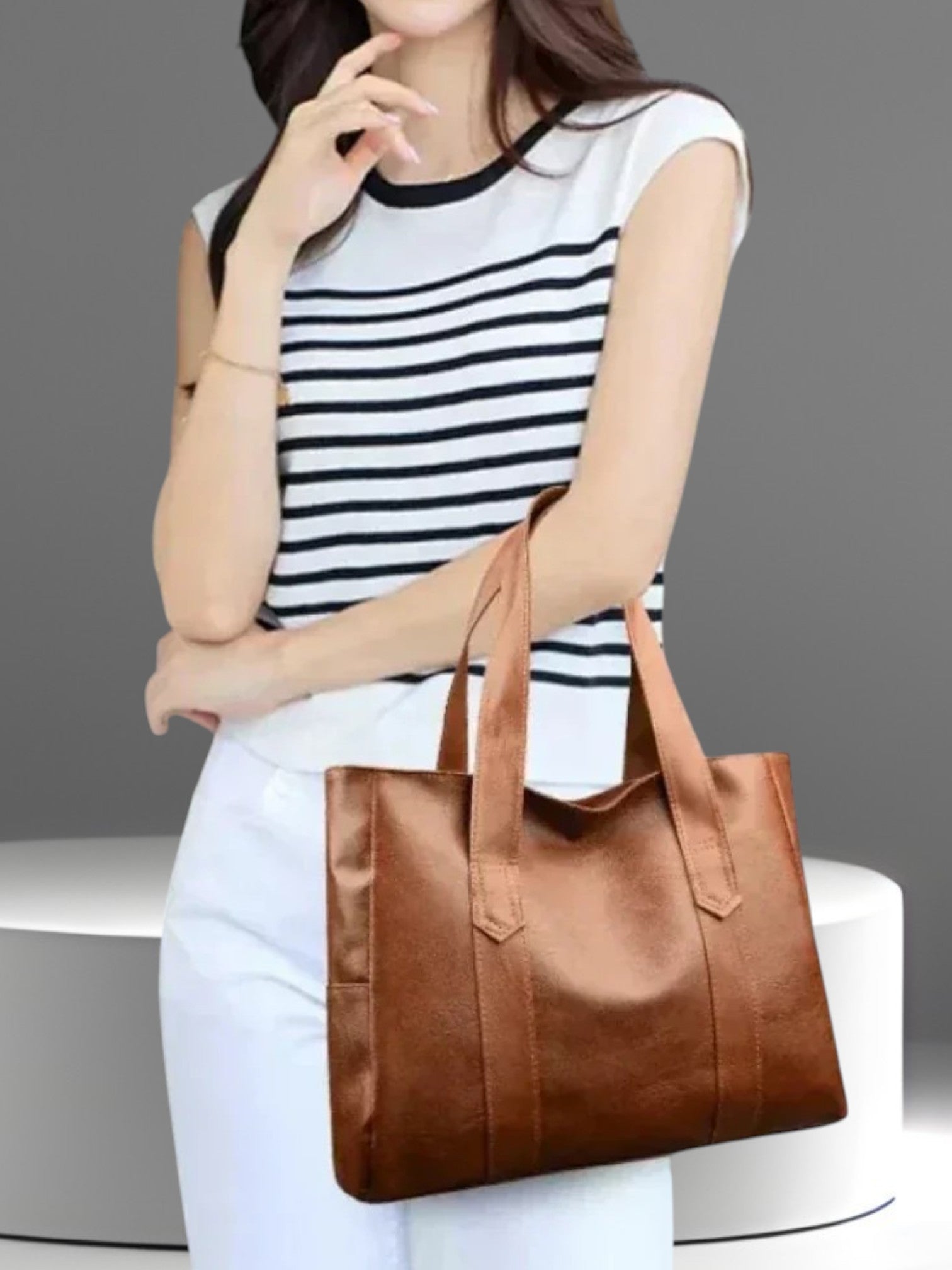 Nora | Minimalistische Umhängetasche Damen aus weichem Leder, handgefertigt, elegantes Design, vielseitig einsetzbar | Braun 3